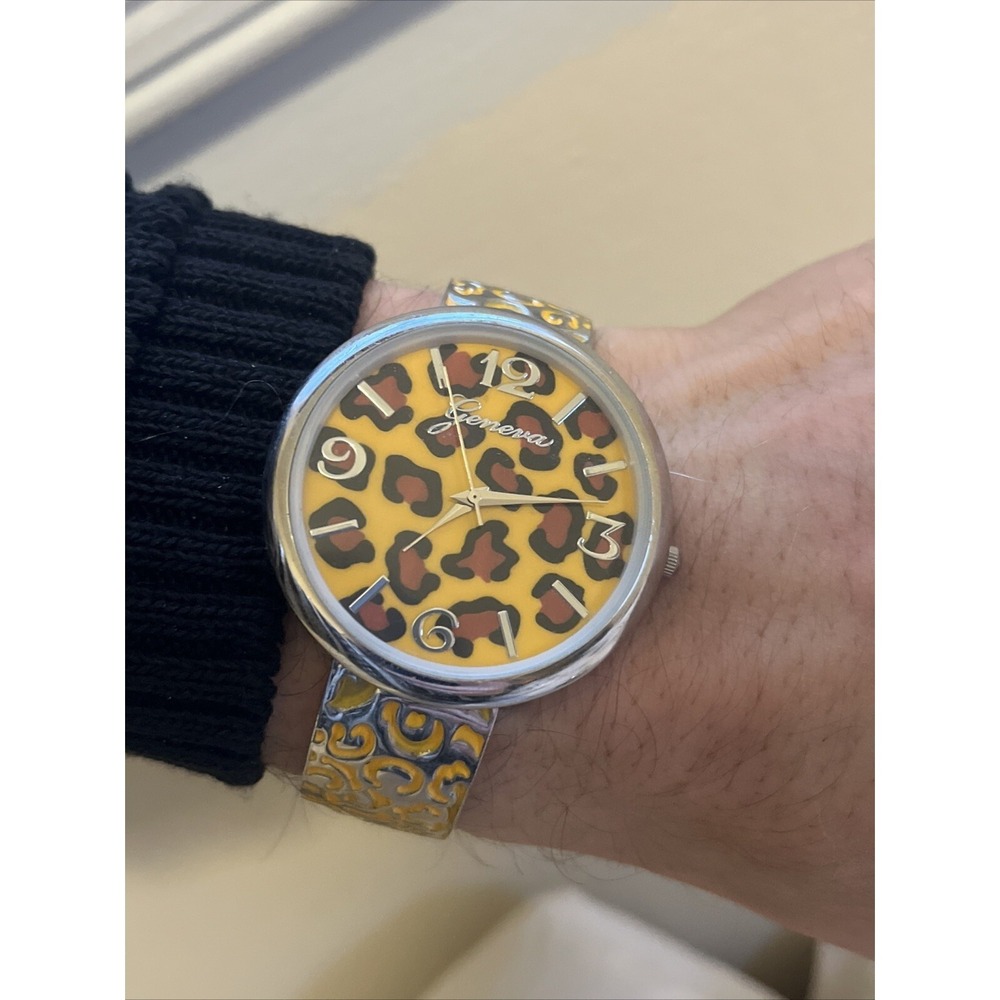 Geneva Bracelet Bangle Watch Leopard Yellow Tone Color Women's - New Battery!
